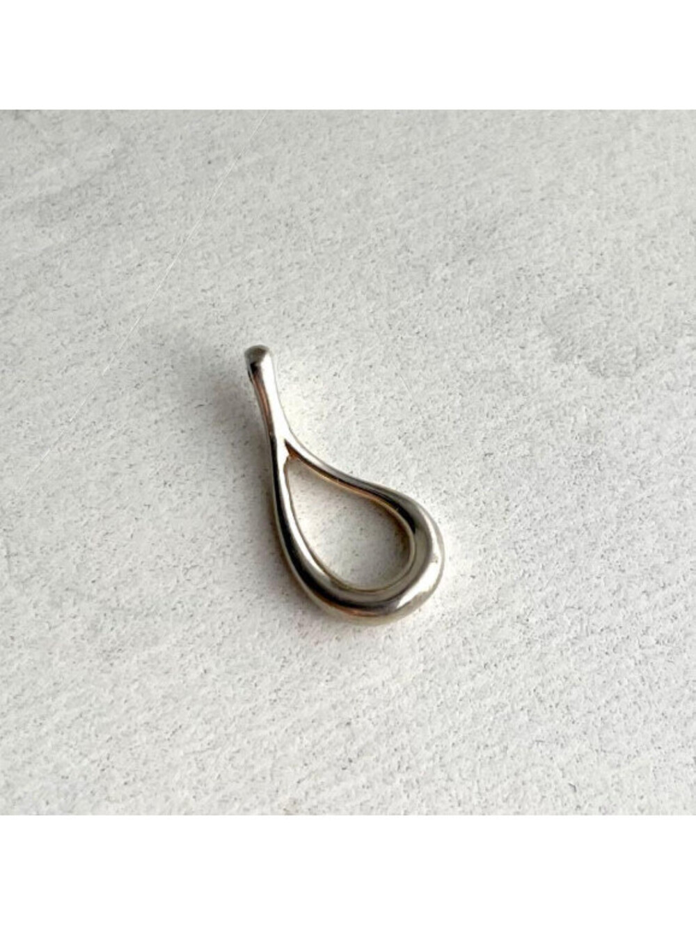 Vintage Tiffany & Co Charm Perretti Teardrop Sterling Silver Necklace Pendant